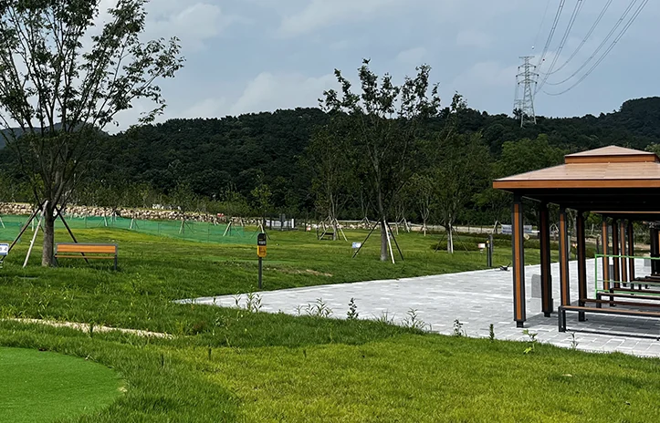 부산시가 게시한 해운대수목원 파크골프장의 다른 구장 전경