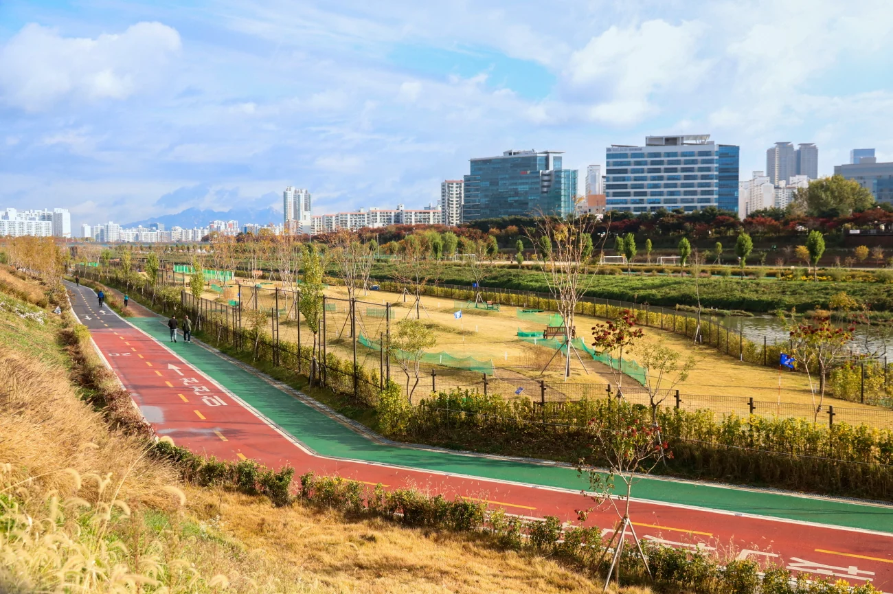 구로구 고척동 안양천 좌안 18홀 파크골프장 2021년 개장 당시 전경
